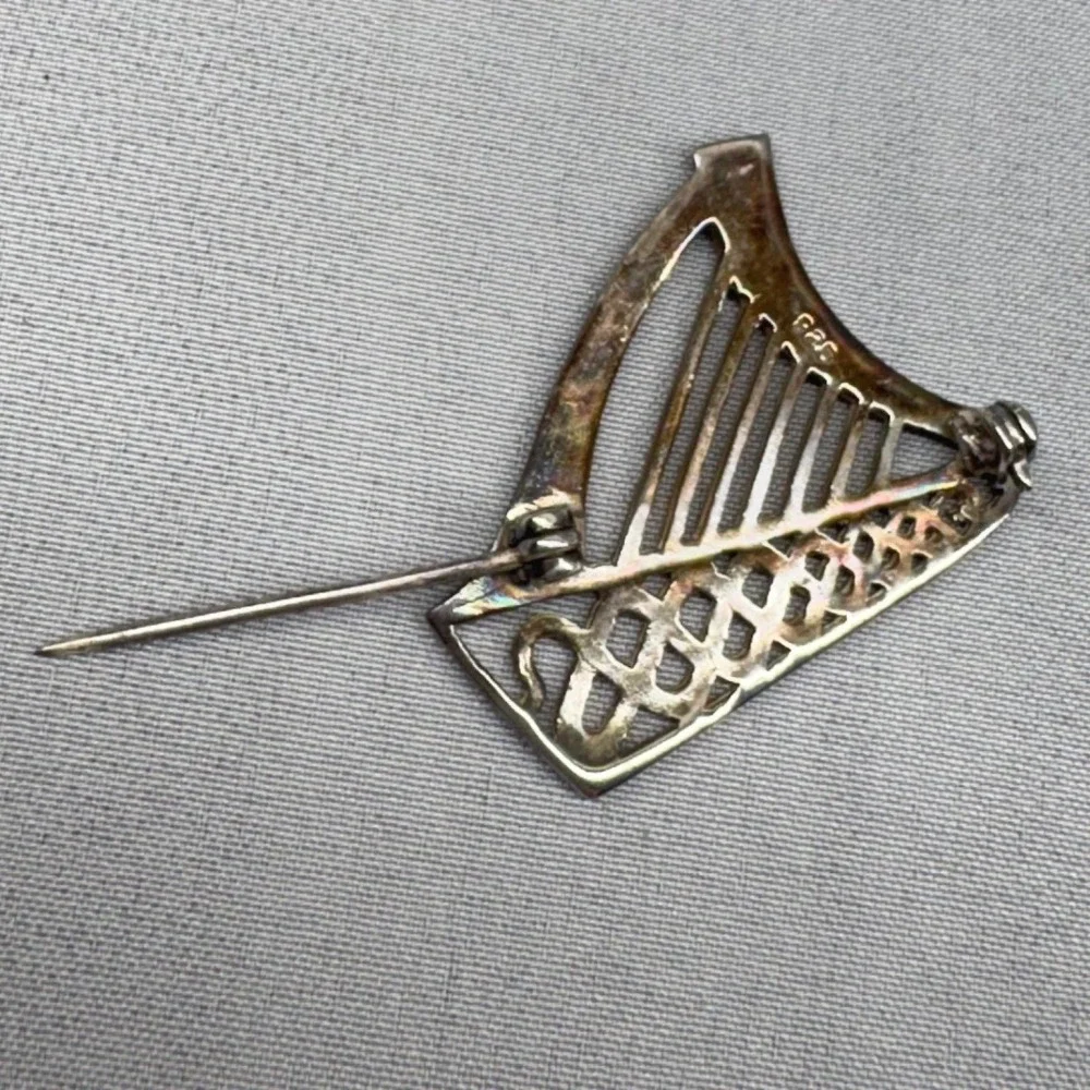 Unbranded Harp Brooch Unisex OS Silver Good Celtic Knot 925 Sterling Vintage